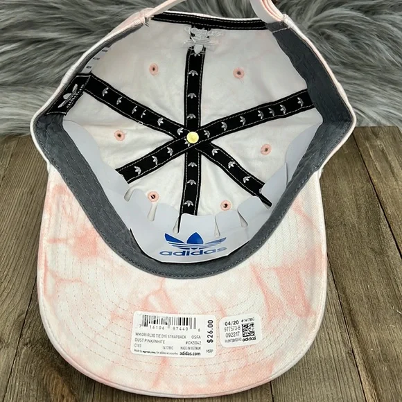 Adidas Originals Women’s hat - NEW - Picture 7 of 11